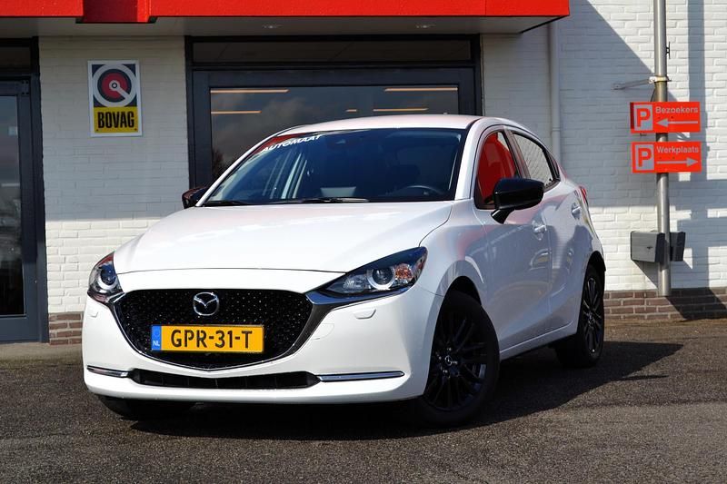 Wit Occasion 2022 Mazda 2 Luxury Hatchback | € 18.900 (Goede deal) - Afbeelding 1/4
