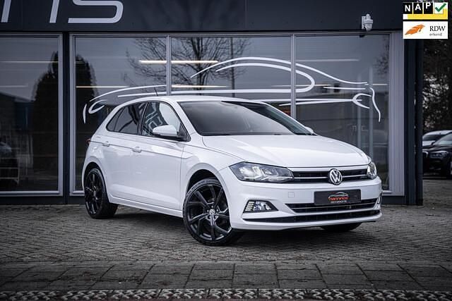 Wit Occasion 2018 VW Polo Comfortline Hatchback | € 14.250 (Eerlijke prijs) - Afbeelding 1/4