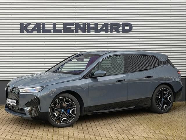 Grijs Gebruikt 2025 BMW iX Comfort Edition SUV | € 74.875 (Eerlijke prijs) - Afbeelding 1/3