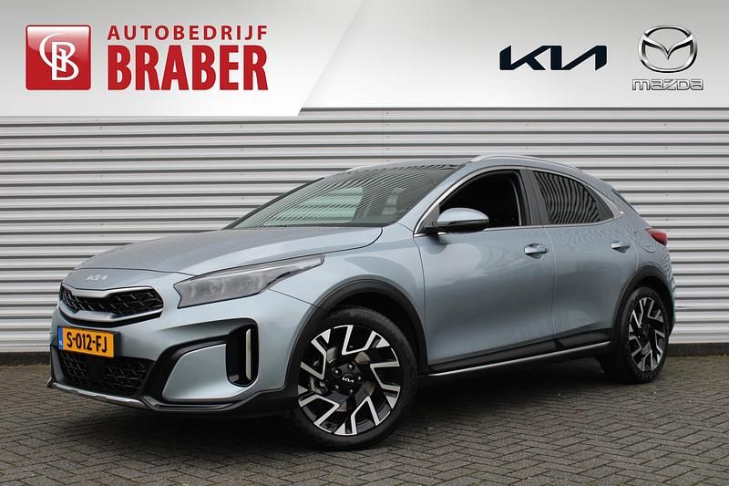 Grijs Gebruikt 2023 Kia XCeed SUV | € 27.545 - Afbeelding 1/4
