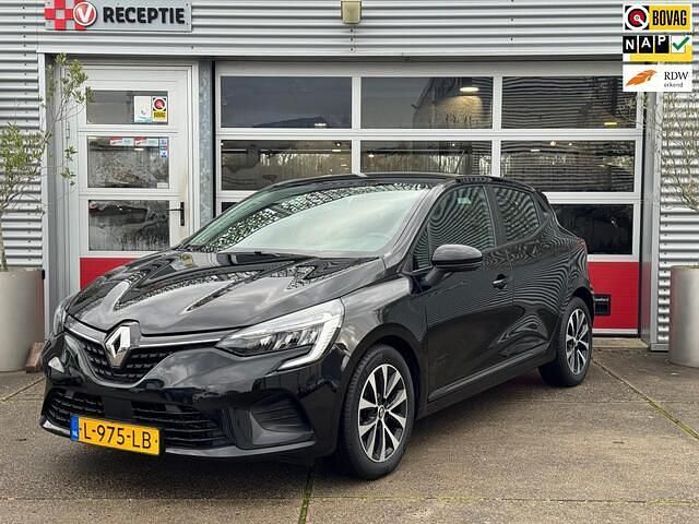Zwart Gebruikt 2021 Renault Clio V Zen Hatchback | € 12.750 (Eerlijke prijs) - Afbeelding 1/4