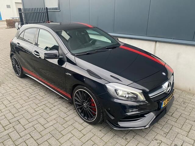 Zwart Gebruikt 2016 Mercedes A45 AMG AMG Hatchback | € 24.950 (Goede deal) - Afbeelding 1/4
