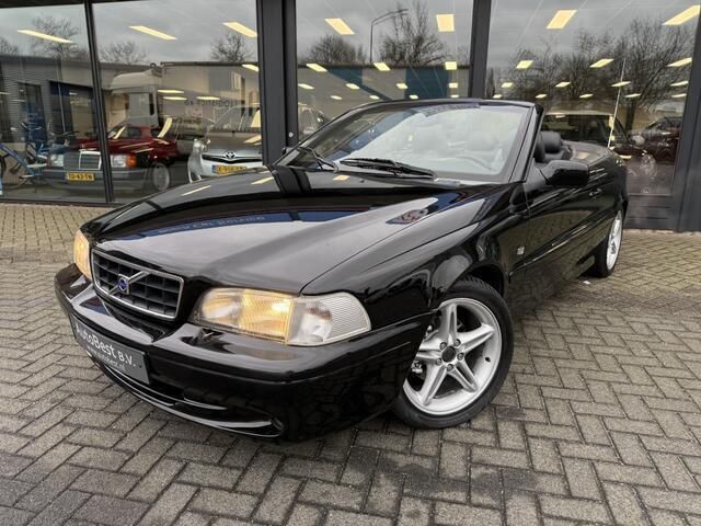 Zwart, metallic lak Gebruikt 2001 Volvo C70 Cabriolet | € 2.999 (Eerlijke prijs) - Afbeelding 1/4