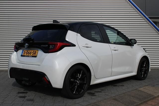 Occasion Toyota Yaris Executive 93 PK (68 kW) 2022 Wit Hatchback