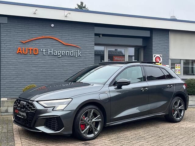 Occasion Audi A3 Sportback Competition 245 PK (180 kW) 2022 Grijs Hatchback