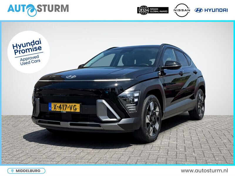 Zwart Gebruikt 2024 Hyundai Kona Comfort SUV | € 33.589 (Duur) - Afbeelding 1/4