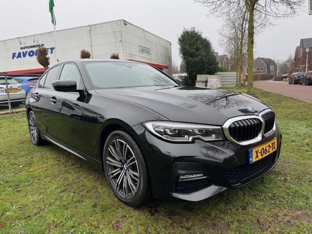 Overige Gebruikt 2019 BMW 330 M Sport Sedan | € 32.900 (Eerlijke prijs) - Afbeelding 1/4