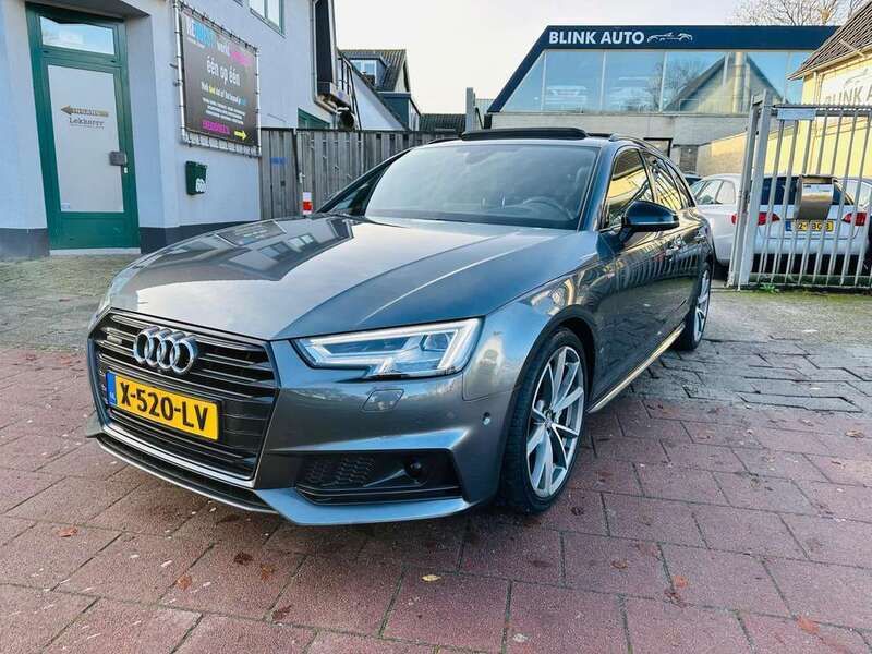 Grijs, metallic lak Gebruikt 2017 Audi A4 Design Stationwagen | € 25.999 (Iets duurder) - Afbeelding 1/4