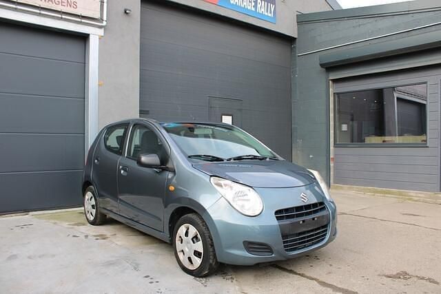 Grijs Gebruikt 2013 Suzuki Alto Hatchback | € 4.999 (Iets duurder) - Afbeelding 1/4