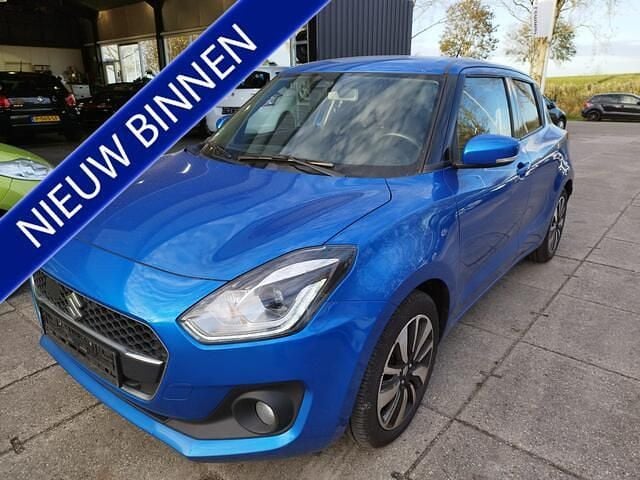 Blauw Occasion 2020 Suzuki Swift Hatchback | € 13.950 (Goede deal) - Afbeelding 1/4