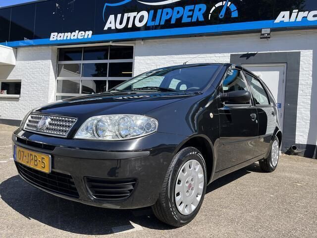 Zwart Gebruikt 2009 Fiat Punto Active Hatchback | € 2.450 (Eerlijke prijs) - Afbeelding 1/4
