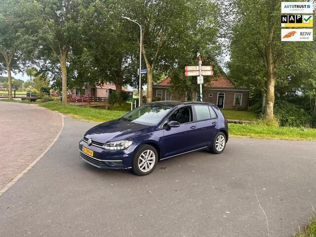 Blauw Gebruikt 2017 VW Golf VII Highline Hatchback | € 11.450 (Super prijs) - Afbeelding 1/4