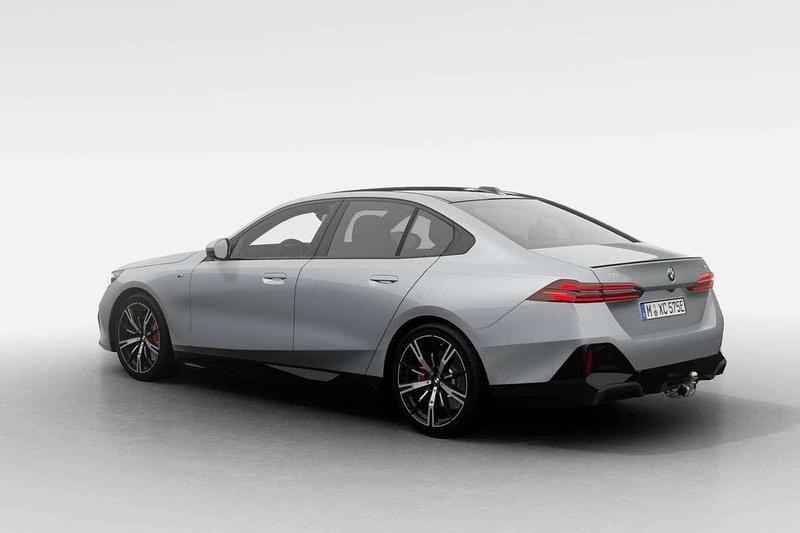 Nieuw BMW i5 Comfort Edition 289 kW (394 PK) 2025 M brooklyn grau Sedan