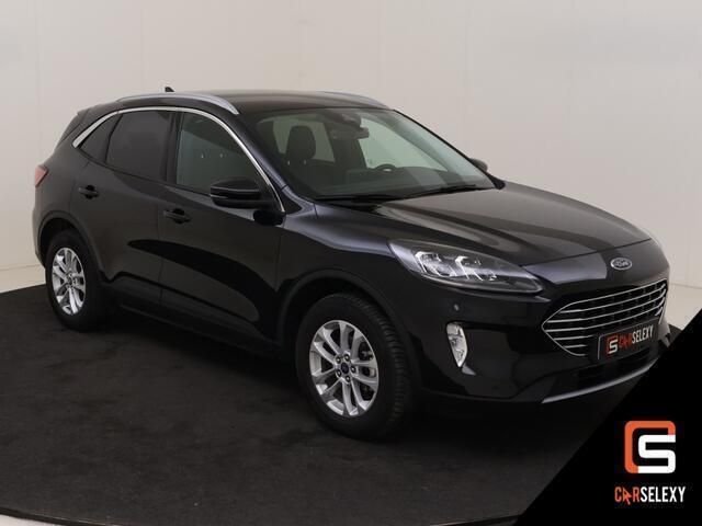 Zwart, metallic lak Gebruikt 2023 Ford Kuga Titanium X SUV | € 29.990 (Goede deal) - Afbeelding 1/4