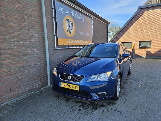 Occasion Seat Leon ST Business 105 PK (77 kW) 2014 Blauw (metallic) Stationwagen