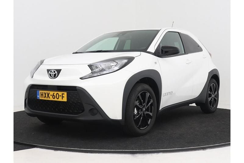 Wit Gebruikt 2025 Toyota Aygo Play Hatchback | € 21.250 (Duur) - Afbeelding 1/1