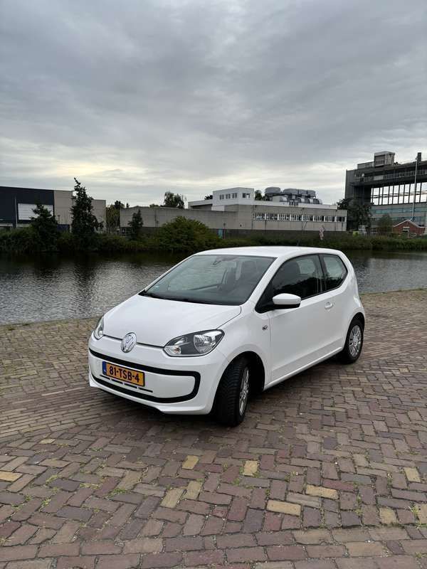 Wit Gebruikt 2012 VW up! Move Hatchback | € 3.000 (Super prijs) - Afbeelding 1/4
