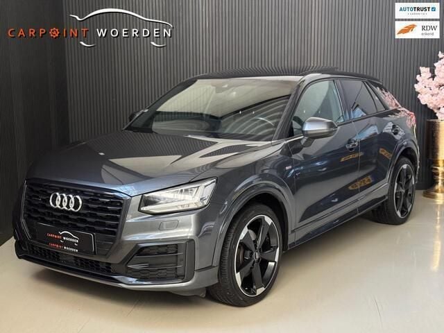 Grijs Gebruikt 2018 Audi Q2 S-Line SUV | € 27.990 (Eerlijke prijs) - Afbeelding 1/4