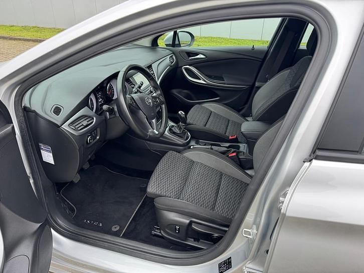 Occasion Opel Astra Edition 110 PK (80 kW) 2020 Grijs (metallic) Hatchback