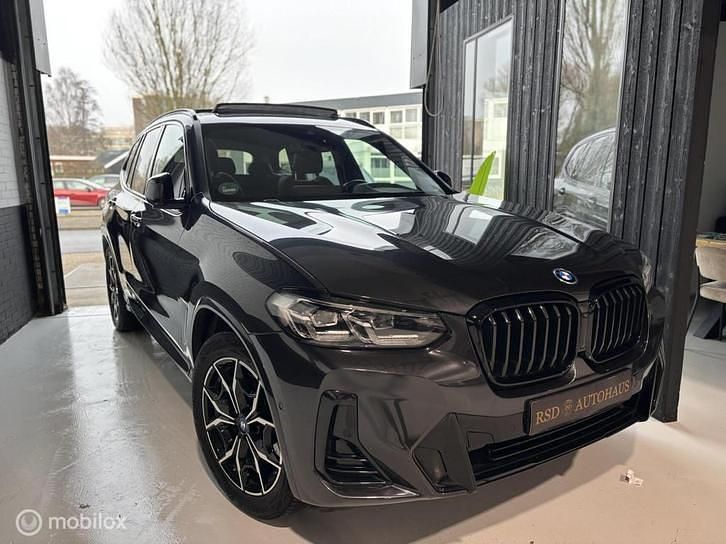 Occasion 2022 BMW iX3 M Sport SUV | € 39.975 (Goede deal) - Afbeelding 1/4