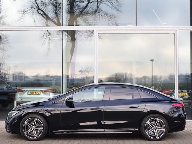 Occasion Mercedes EQE300 AMG line 180 kW (245 PK) 2023 Zwart Sedan