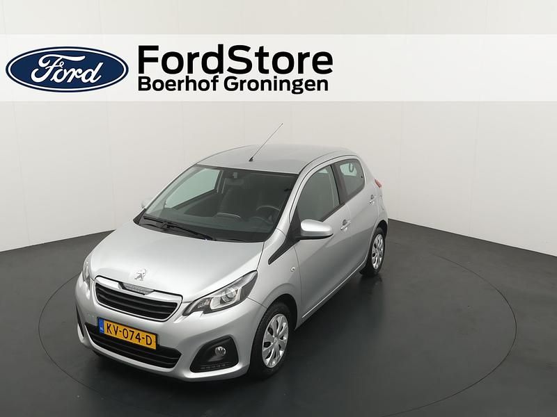 Grijs Gebruikt 2016 Peugeot 108 Active Hatchback | € 7.795 (Eerlijke prijs) - Afbeelding 1/4