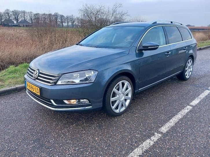 Occasion 2011 VW Passat Stationwagen | € 5.495 (Goede deal) - Afbeelding 1/4