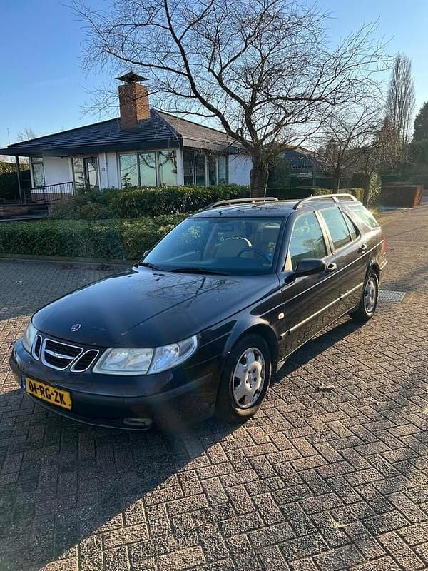 Gebruikt 2005 Saab 9-5 Stationwagen | € 1.400 (Goede deal) - Afbeelding 1/4