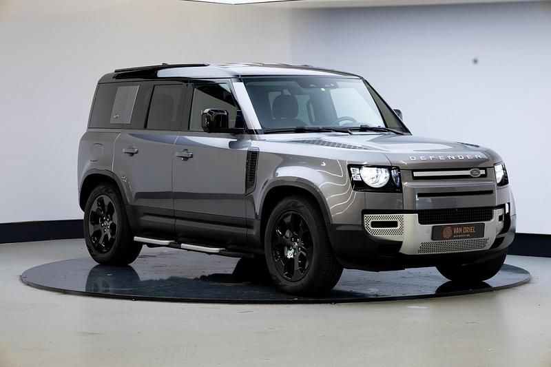 Grijs Gebruikt 2022 Land Rover Defender S SUV | € 70.945 - Afbeelding 1/4