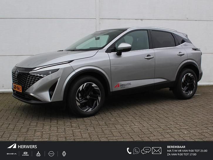 Silver grey (licht grijs) Occasion 2025 Nissan Qashqai N-Connecta SUV | € 32.985 (Iets duurder) - Afbeelding 1/4