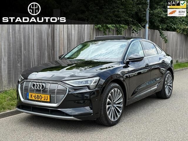 Zwart Gebruikt 2020 Audi e-tron Sportback Premium SUV | € 29.999 (Eerlijke prijs) - Afbeelding 1/4
