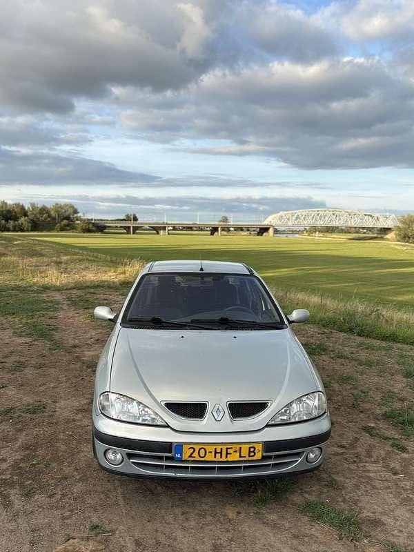 Afbeelding 2/4