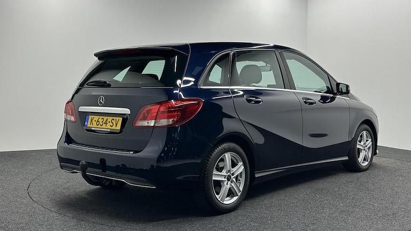 Occasion Mercedes B180 Business 2016 Blauw MPV
