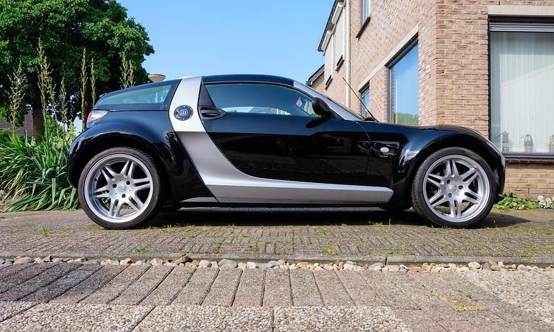Zwart Gebruikt 2006 Smart Roadster Cabriolet | € 8.500 (Duur) - Afbeelding 1/4