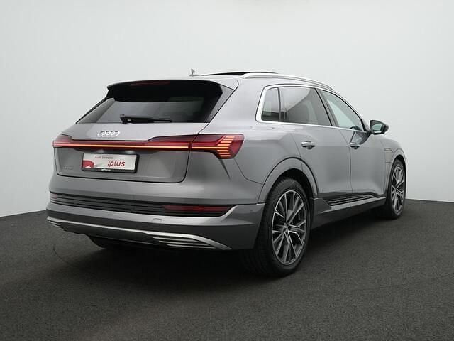Occasion Audi e-tron Basis 300 kW (408 PK) 2019 Grijs SUV