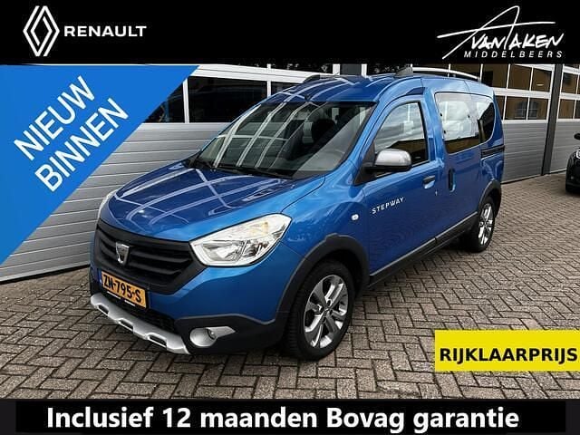 Blauw Gebruikt 2017 Dacia Dokker Anniversary Van | € 10.900 (Eerlijke prijs) - Afbeelding 1/4