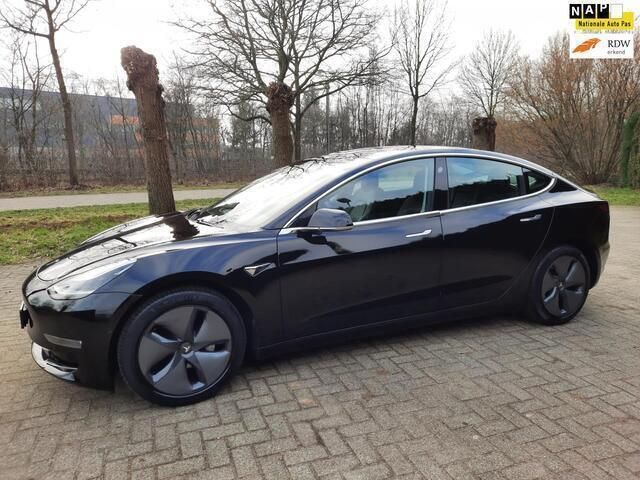 Zwart Gebruikt 2019 Tesla Model 3 Long Range Sedan | € 16.999 (Eerlijke prijs) - Afbeelding 1/4