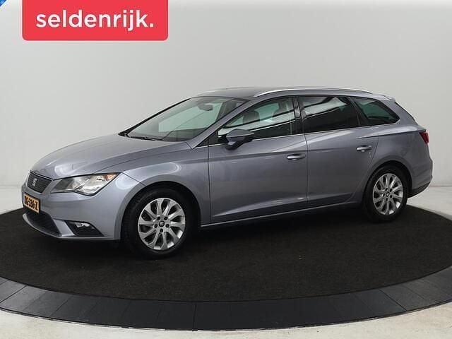 Grijs Occasion 2016 Seat Leon CONNECT Stationwagen | € 8.900 (Goede deal) - Afbeelding 1/4