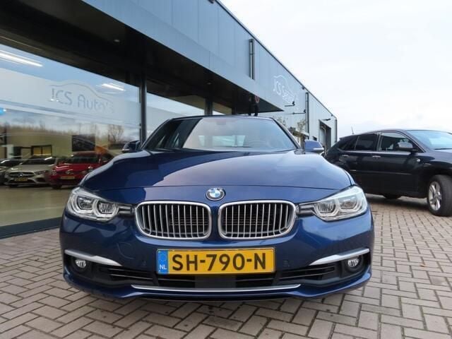 Occasion BMW 330 Executive 252 PK (185 kW) 2018 Blauw Sedan
