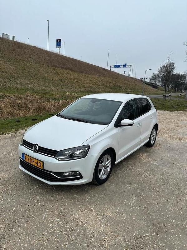 Occasion 2014 VW Polo | € 4.500 (Goede deal) - Afbeelding 1/4