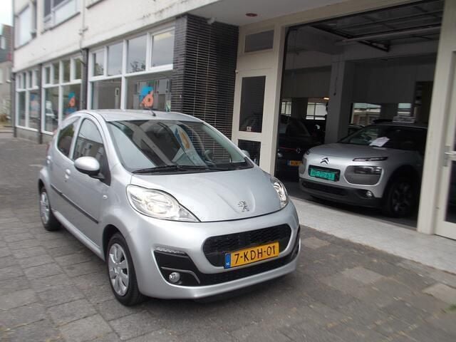 Occasion Peugeot 107 Active 68 PK (50 kW) 2013 Grijs Hatchback