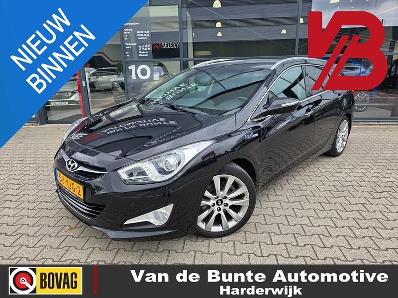 Zwart Gebruikt 2012 Hyundai i40 Edition Stationwagen | € 10.450 (Iets duurder) - Afbeelding 1/4