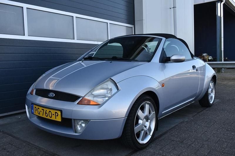 Grijs Gebruikt 2005 Ford StreetKa Cabriolet | € 1.850 (Eerlijke prijs) - Afbeelding 1/4