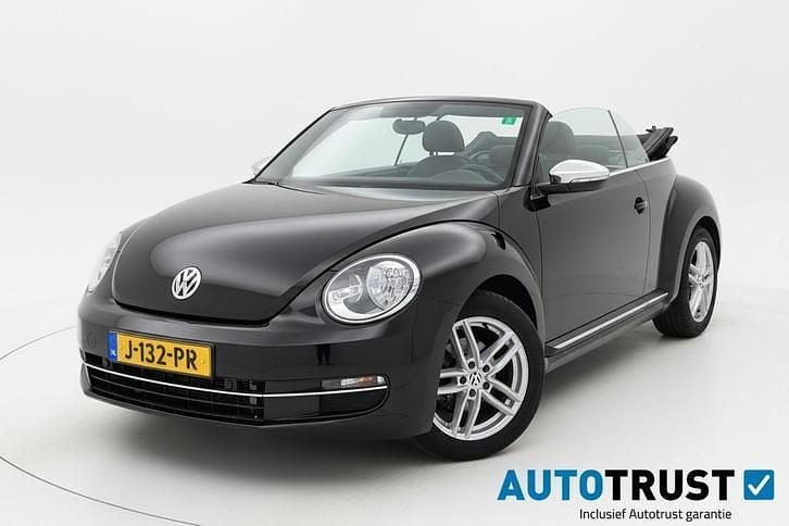 Zwart Occasion 2016 VW Beetle Design Cabriolet | € 18.450 (Eerlijke prijs) - Afbeelding 1/4