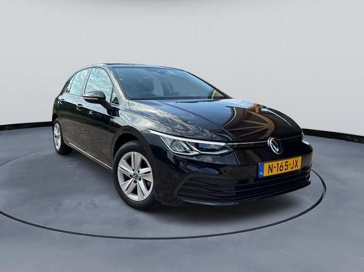 Zwart Gebruikt 2020 VW Golf VIII Business Hatchback | € 17.999 (Eerlijke prijs) - Afbeelding 1/4