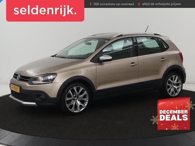 Beige Occasion 2015 VW Polo Cross Hatchback | € 11.700 (Eerlijke prijs) - Afbeelding 1/4