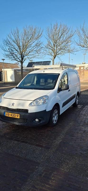 Occasion 2013 Peugeot Partner MPV | € 4.000 (Eerlijke prijs) - Afbeelding 1/4