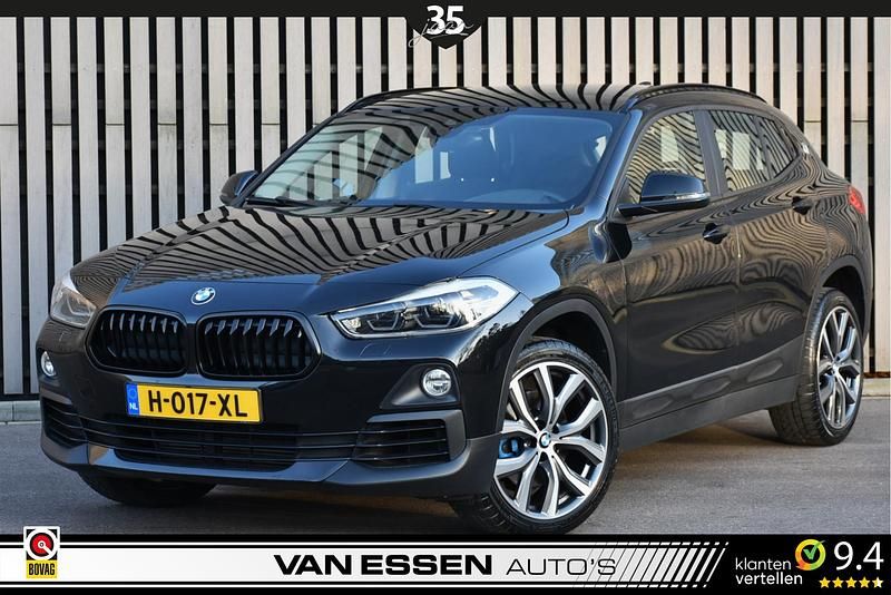 Zwart Occasion 2020 BMW X2 Executive SUV | € 23.795 - Afbeelding 1/4
