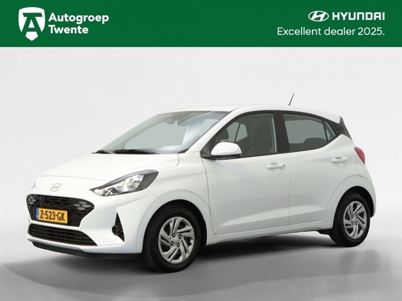 Wit Gebruikt 2024 Hyundai i10 Comfort Hatchback | € 17.640 (Eerlijke prijs) - Afbeelding 1/3