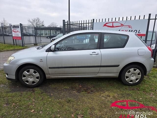 Grijs Occasion 2002 Toyota Corolla Terra Hatchback | € 3.250 (Eerlijke prijs) - Afbeelding 1/4